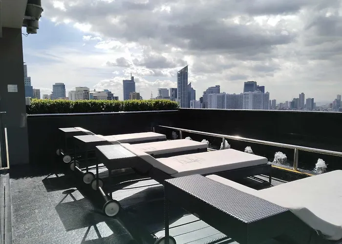 Gramercy Makati Condotel Apartment *